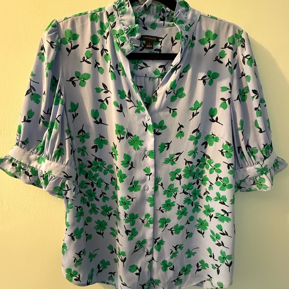 Ann Taylor Periwinkle Button-Front Blouse with Green Floral Pattern